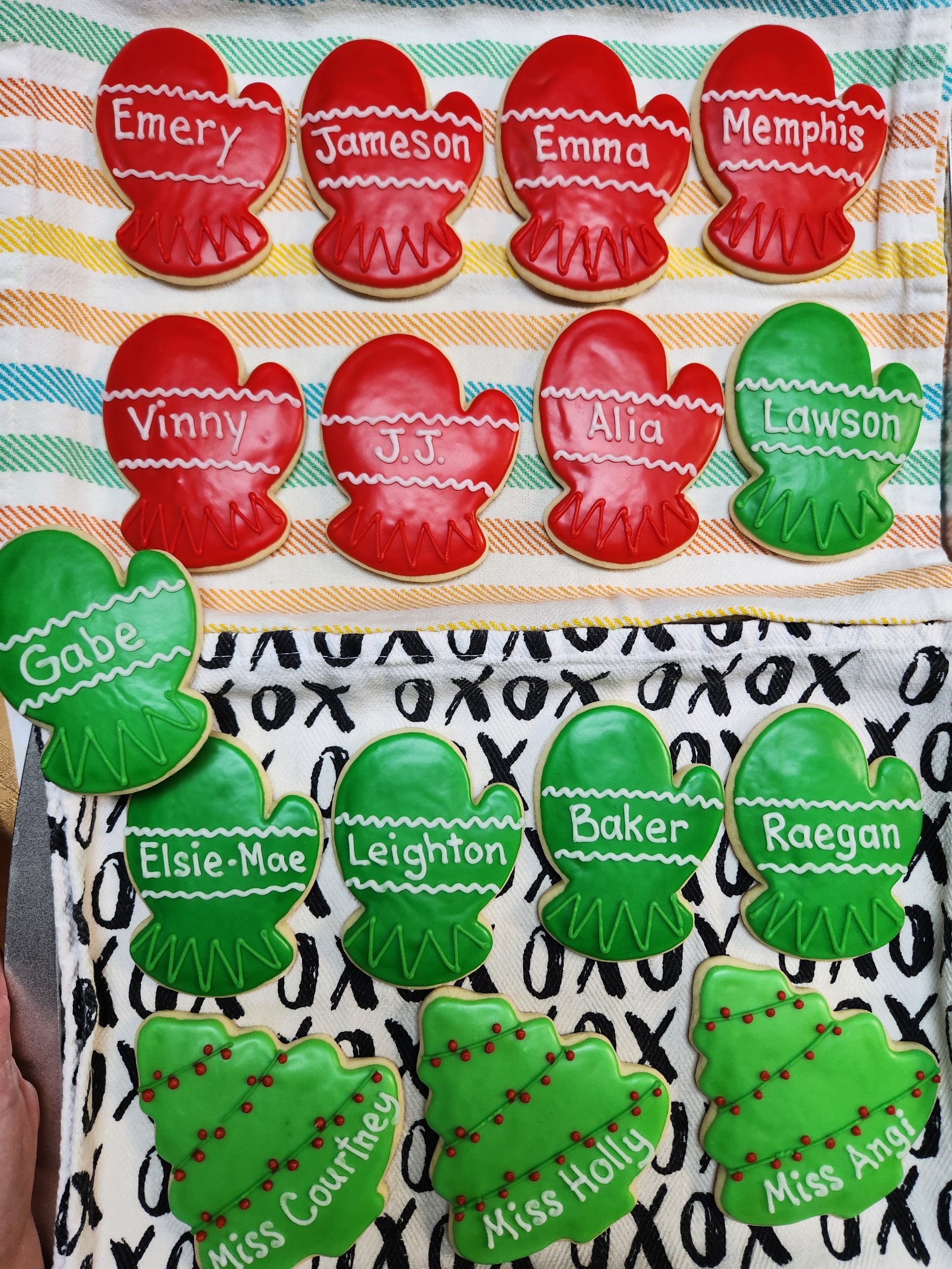 Personalized Christmas mitten cookies